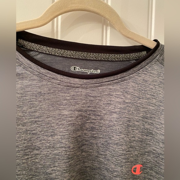 NWOT MEN’S SIZE XL CHAMPION NAVY T SHIRT - Picture 8 of 11